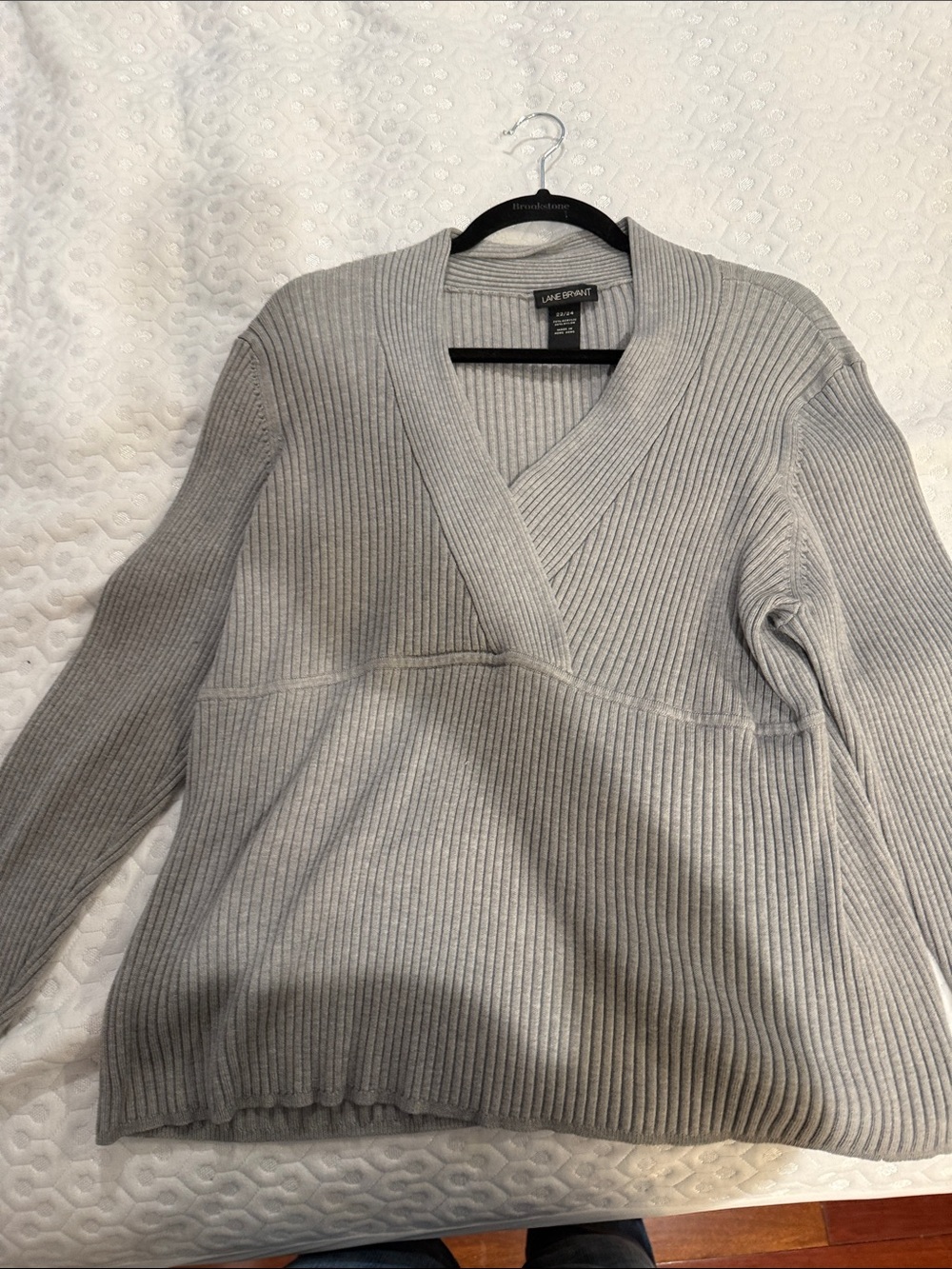 Lane Bryant Light Gray Ribbed V-Neck Sweater